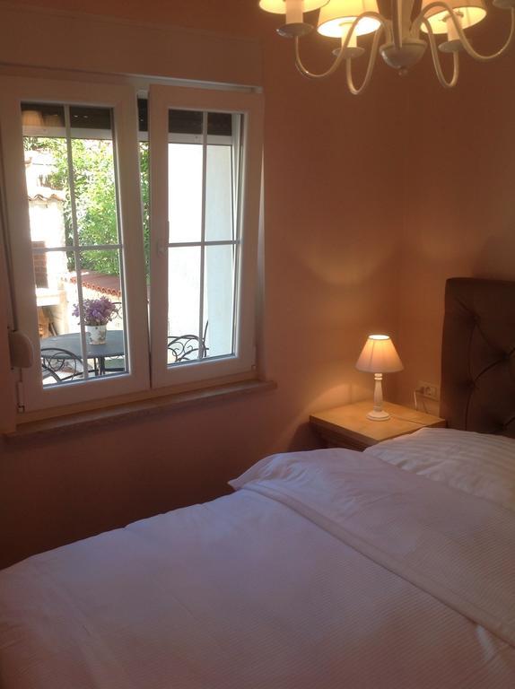 Apartment Provance プーラ 部屋 写真