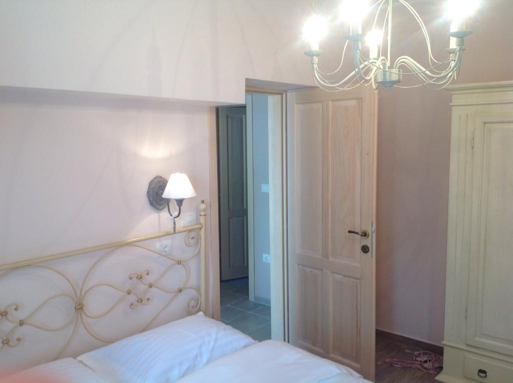 Apartment Provance プーラ 部屋 写真